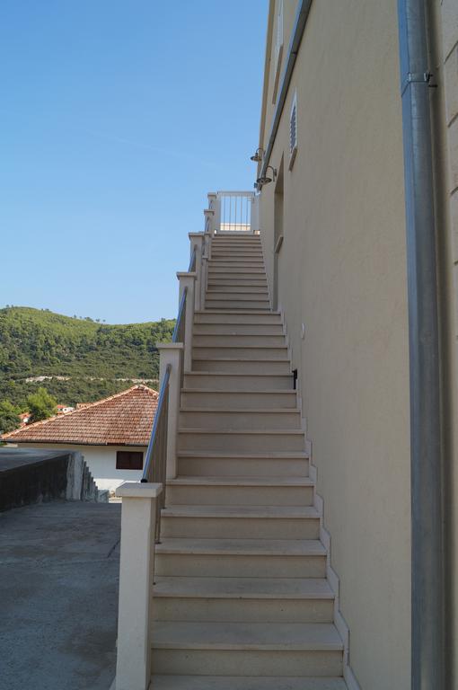 Apartments Morgen Brna Εξωτερικό φωτογραφία