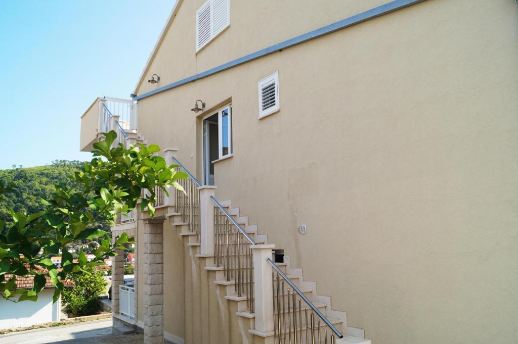 Apartments Morgen Brna Εξωτερικό φωτογραφία